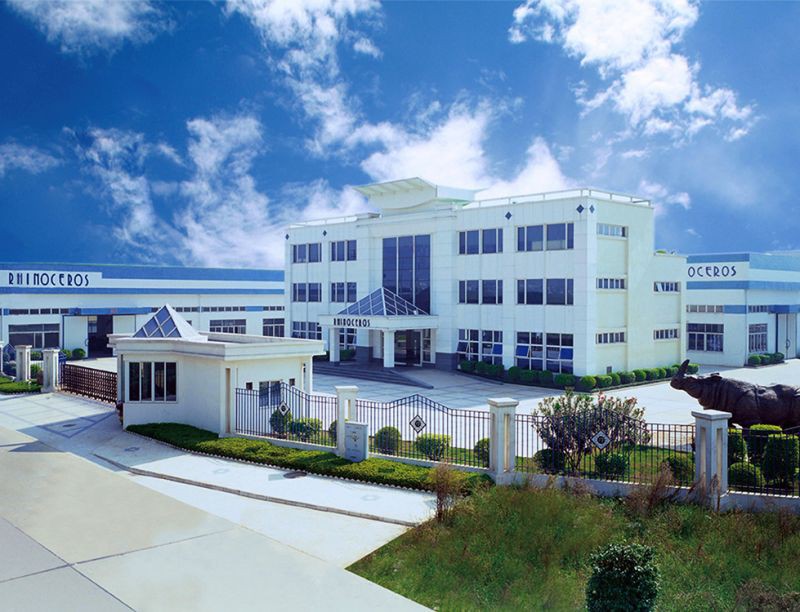 Rhinoceros Rhinoceros