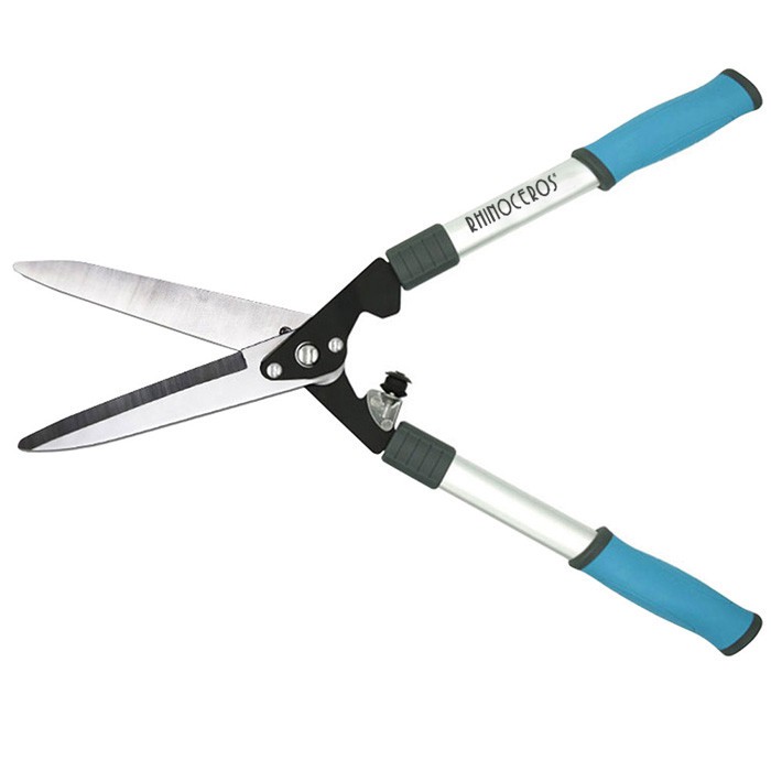 Puutarhatyökalujen käyttö - korkeat oksasakset ja korkeat oksasahat