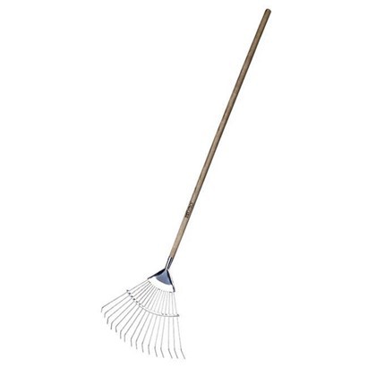 Ruostumattomasta teräksestä valmistettu harava